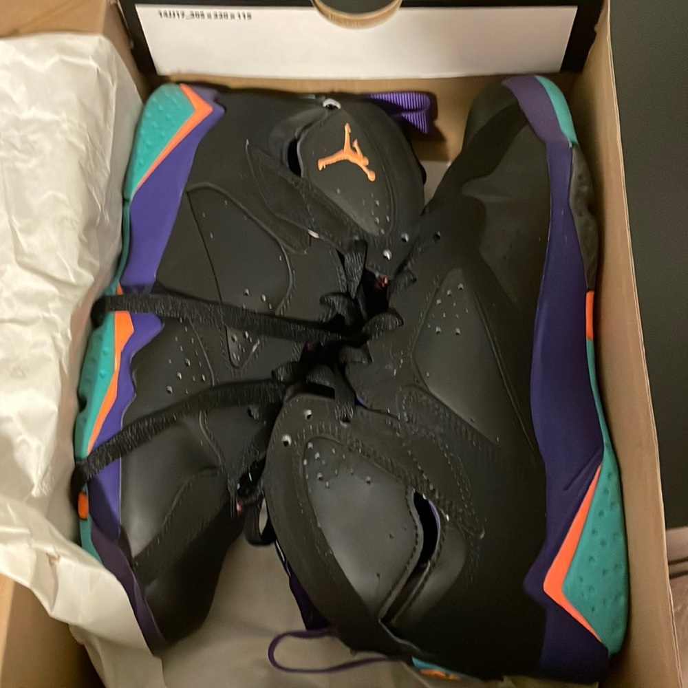 Air Jordan sz 7 Retro 30th